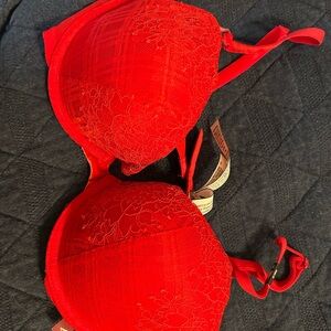 Victorias Secret Red Lace Push-up Bra